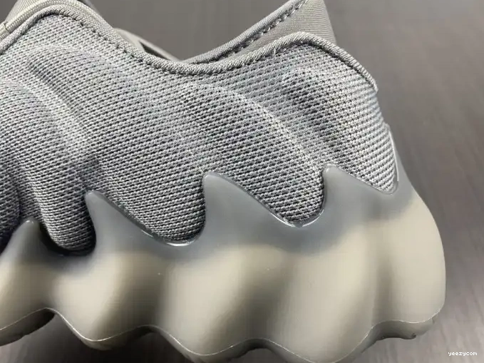 YEEZY ADIDAS 400 H68033 0611